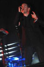 Watch Massive Attack Live In Glastonbury Zumvo