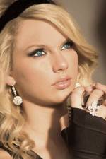 Watch Taylor Swift Speak Now: Thanksgiving Special Zumvo
